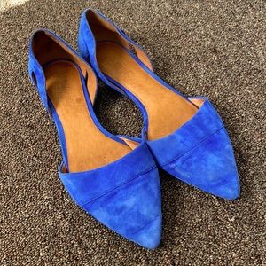 Blue suede shoes!